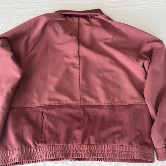 Like New Figs Women's Sydney Scrub Jacket- Mauve- Size S - Picture 4 of 5